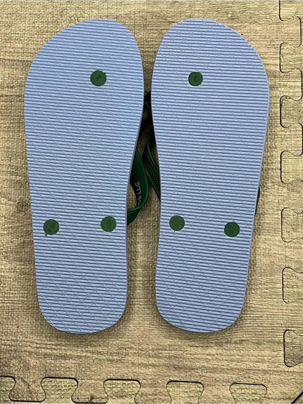 US SLLC Happy Gilmore Men's Flip Flop Sandals Green Blue Graphic Logo US 10
